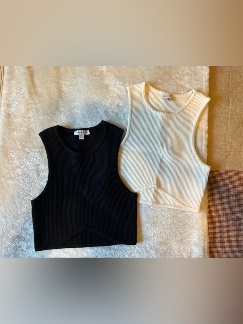Knit cropped tanks bundle